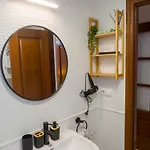 Apartamento El Descanso De Wallada - Tranquilidad, Fácil Aparcamiento Y Centro A Un Paseo *